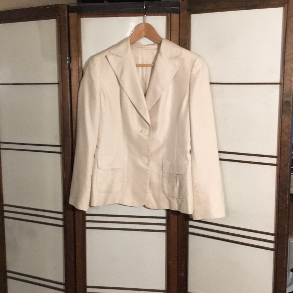 Cream-colored Silk Suit Jacket